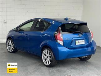 2015 Toyota AQUA - Thumbnail