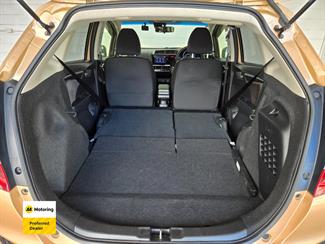 2014 Honda FIT - Thumbnail
