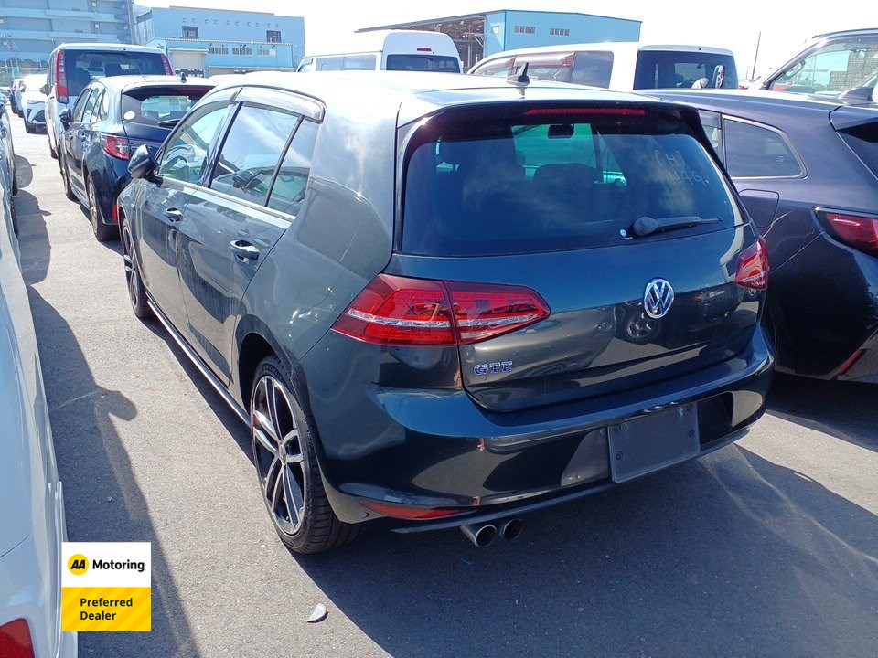 2015 Volkswagen GOLF