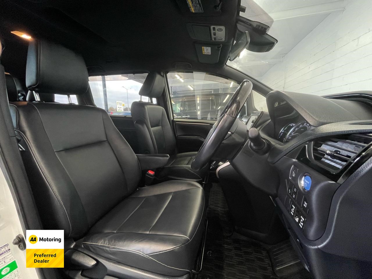 2016 Toyota ESQUIRE