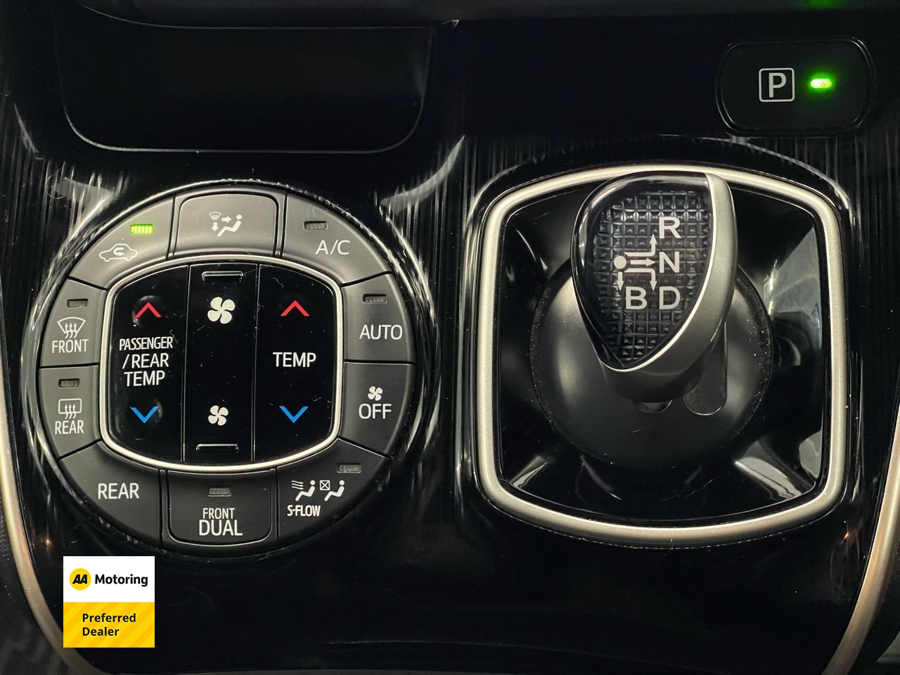 2016 Toyota ESQUIRE