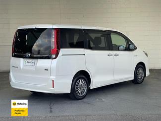 2016 Toyota ESQUIRE - Thumbnail