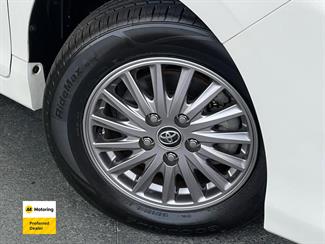 2016 Toyota ESQUIRE - Thumbnail