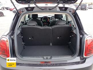 2015 Mini Cooper - Thumbnail