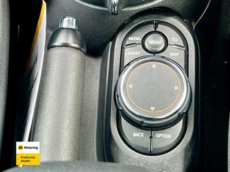 2015 Mini Cooper - Thumbnail