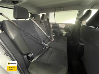2016 Toyota COROLLA - Thumbnail