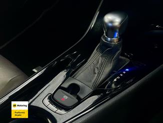 2018 Toyota C-HR - Thumbnail