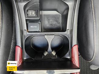 2014 Toyota HARRIER - Thumbnail