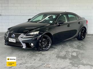 2013 Lexus Is300h - Thumbnail