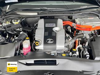 2013 Lexus Is300h - Thumbnail