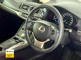 2014 Lexus CT 200h - Thumbnail