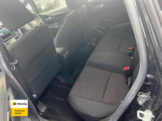 2014 Honda FIT - Thumbnail