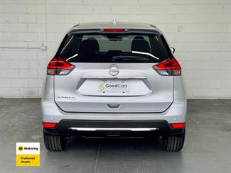 2017 Nissan X-TRAIL - Thumbnail
