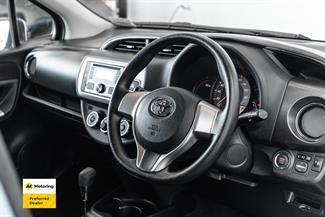 2015 Toyota VITZ - Thumbnail