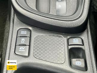 2022 Toyota Yaris Cross - Thumbnail