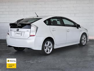 2010 Toyota PRIUS - Thumbnail
