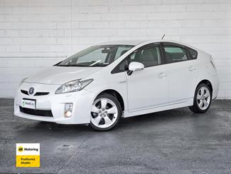 2010 Toyota PRIUS - Thumbnail