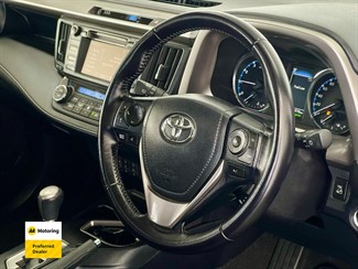 2016 Toyota RAV4 - Thumbnail