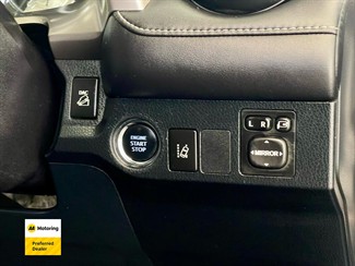 2016 Toyota RAV4 - Thumbnail