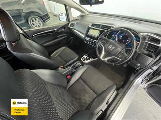 2015 Honda FIT - Thumbnail