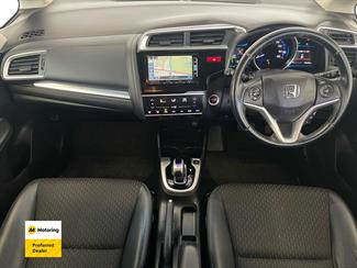 2015 Honda FIT - Thumbnail