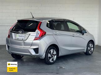 2015 Honda FIT - Thumbnail