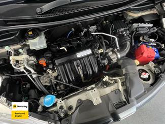 2015 Honda FIT - Thumbnail