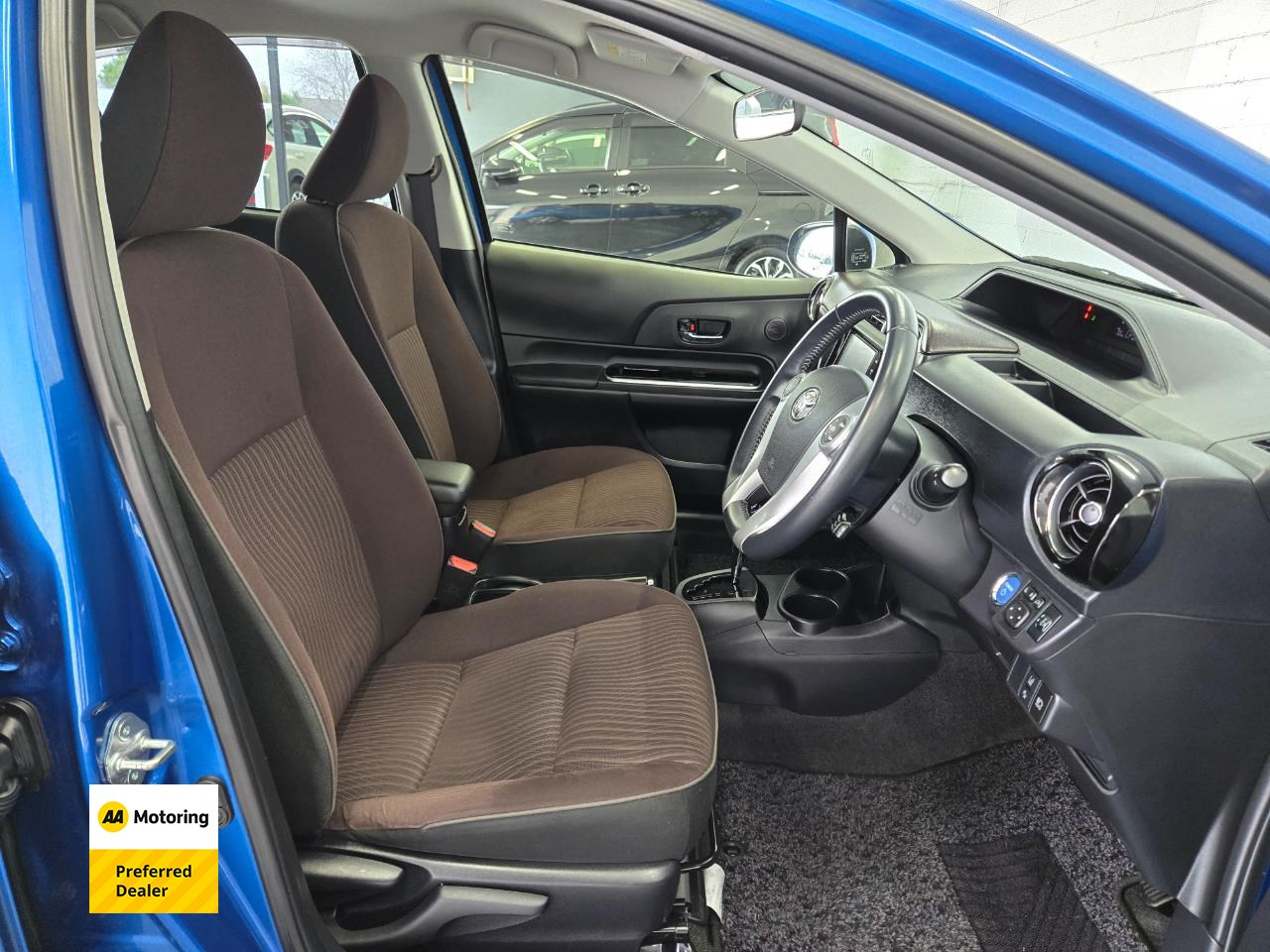 2016 Toyota AQUA