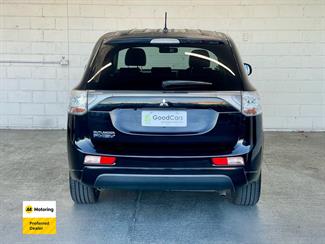 2014 Mitsubishi OUTLANDER - Thumbnail