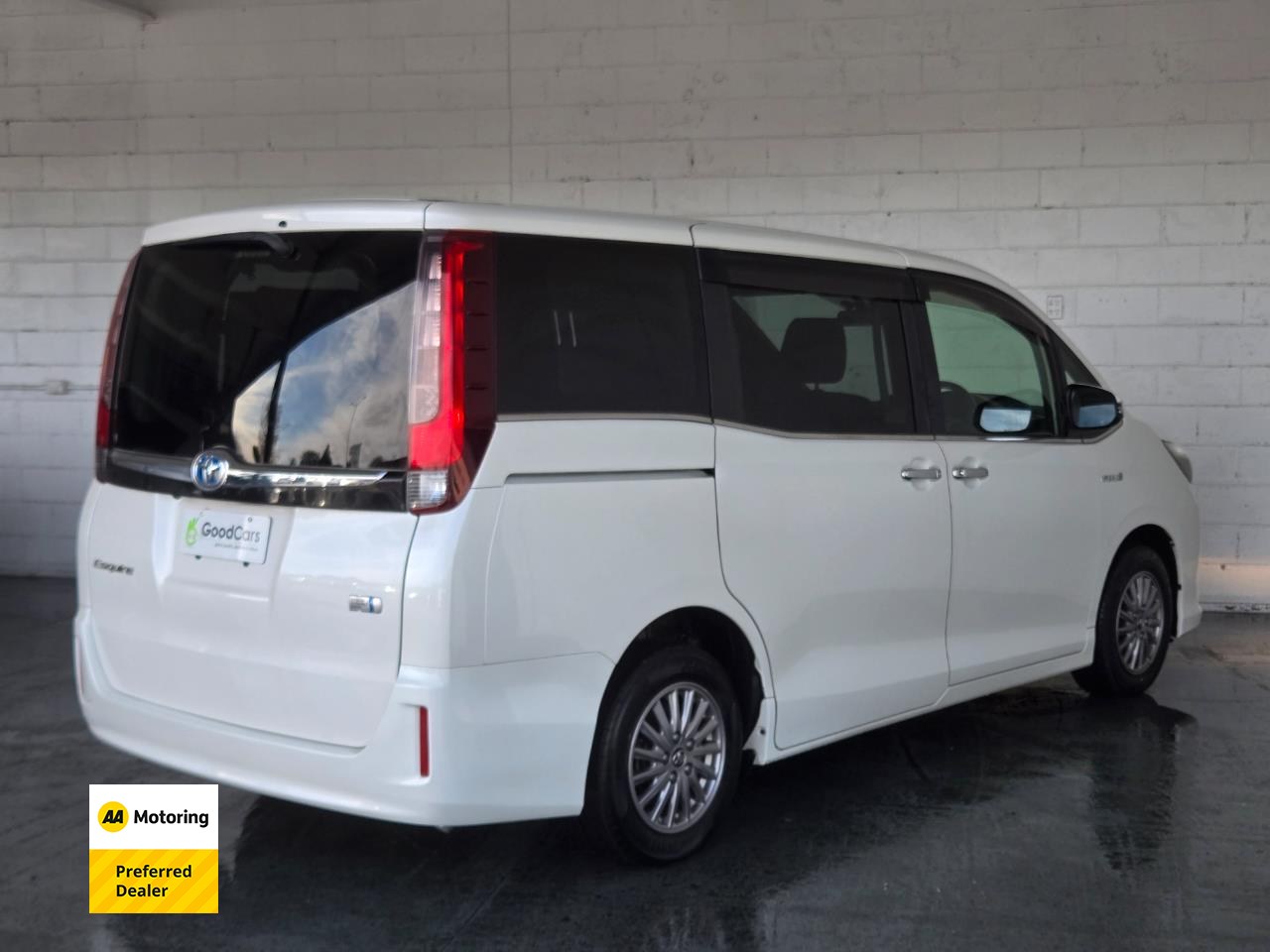2014 Toyota ESQUIRE