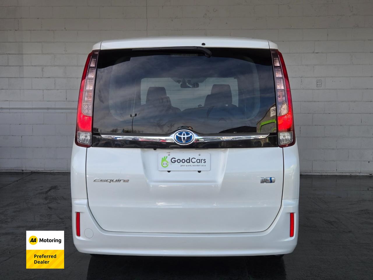 2014 Toyota ESQUIRE