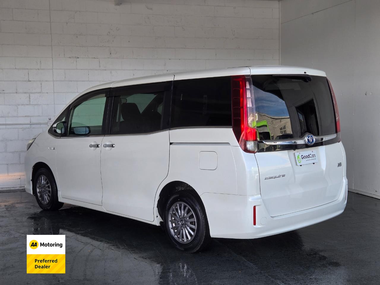 2014 Toyota ESQUIRE