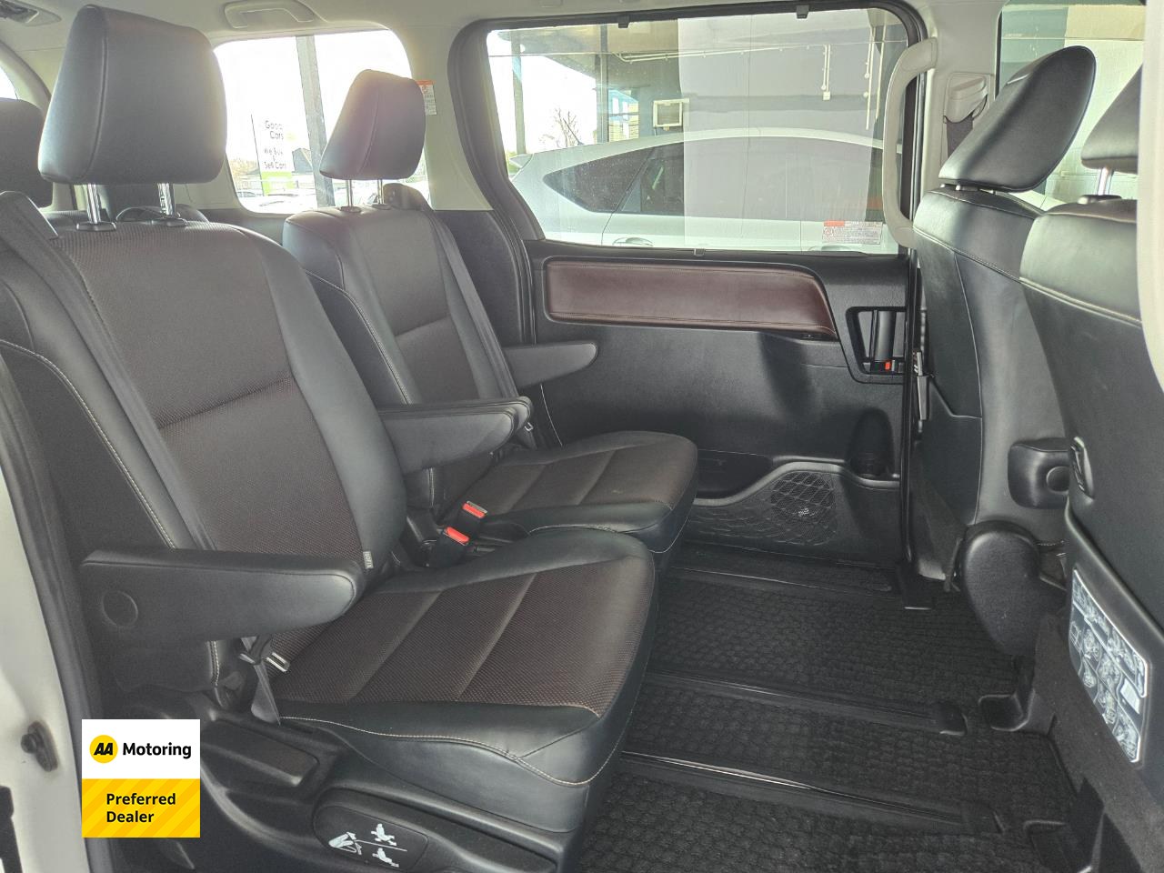 2014 Toyota ESQUIRE