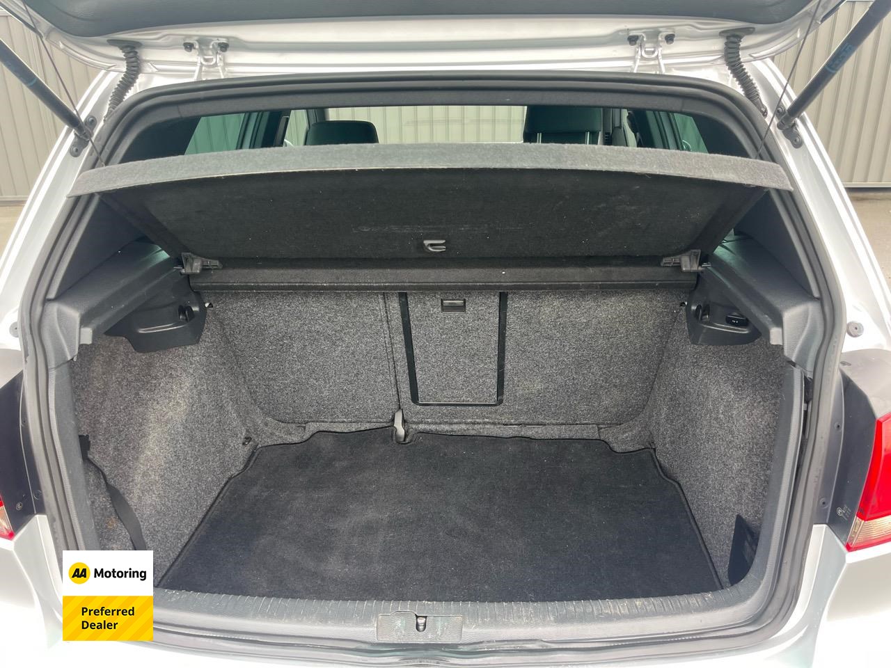 2011 Volkswagen GOLF