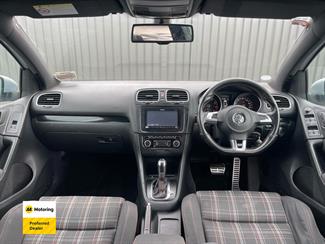 2011 Volkswagen GOLF - Thumbnail