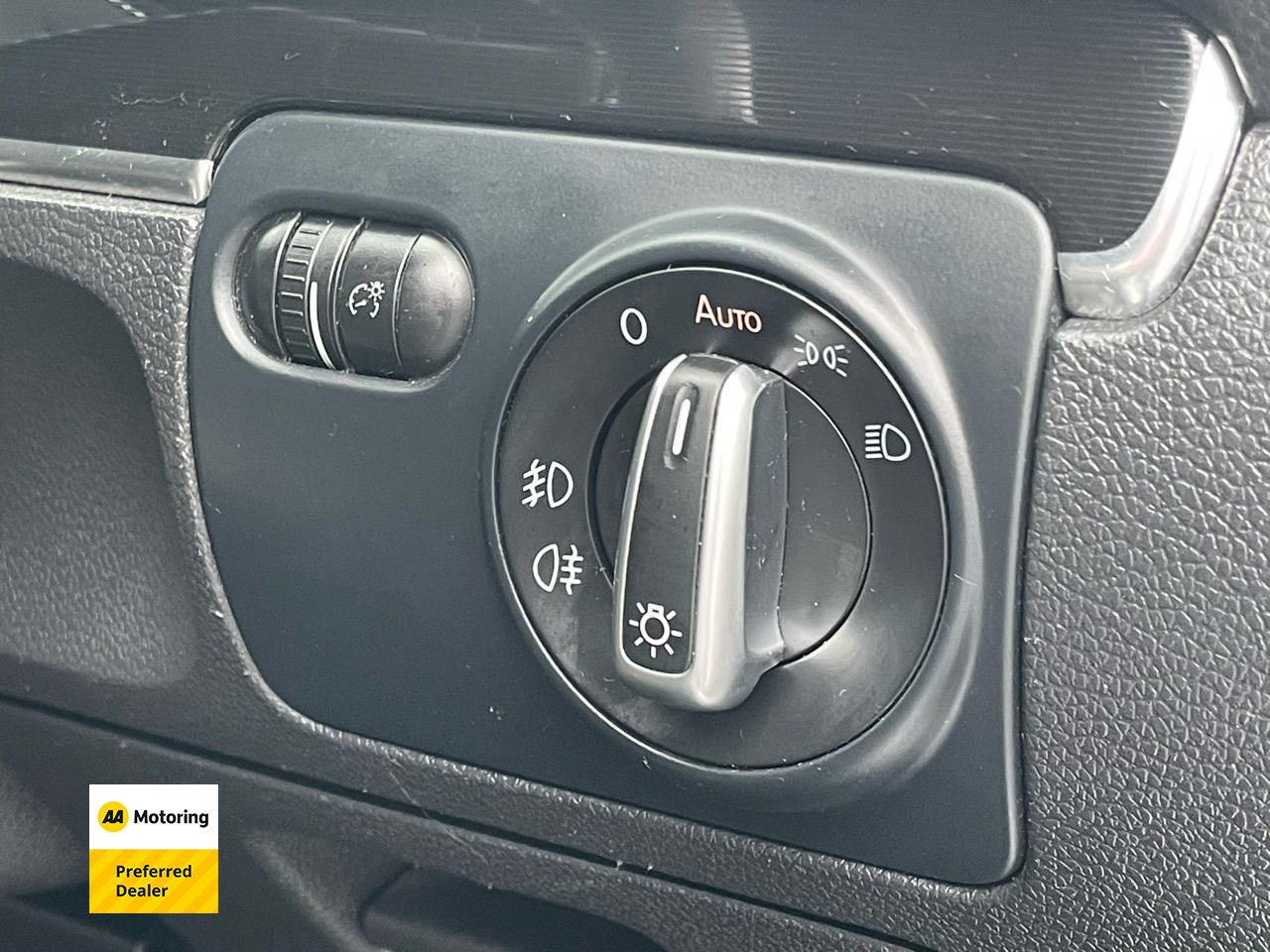 2011 Volkswagen GOLF