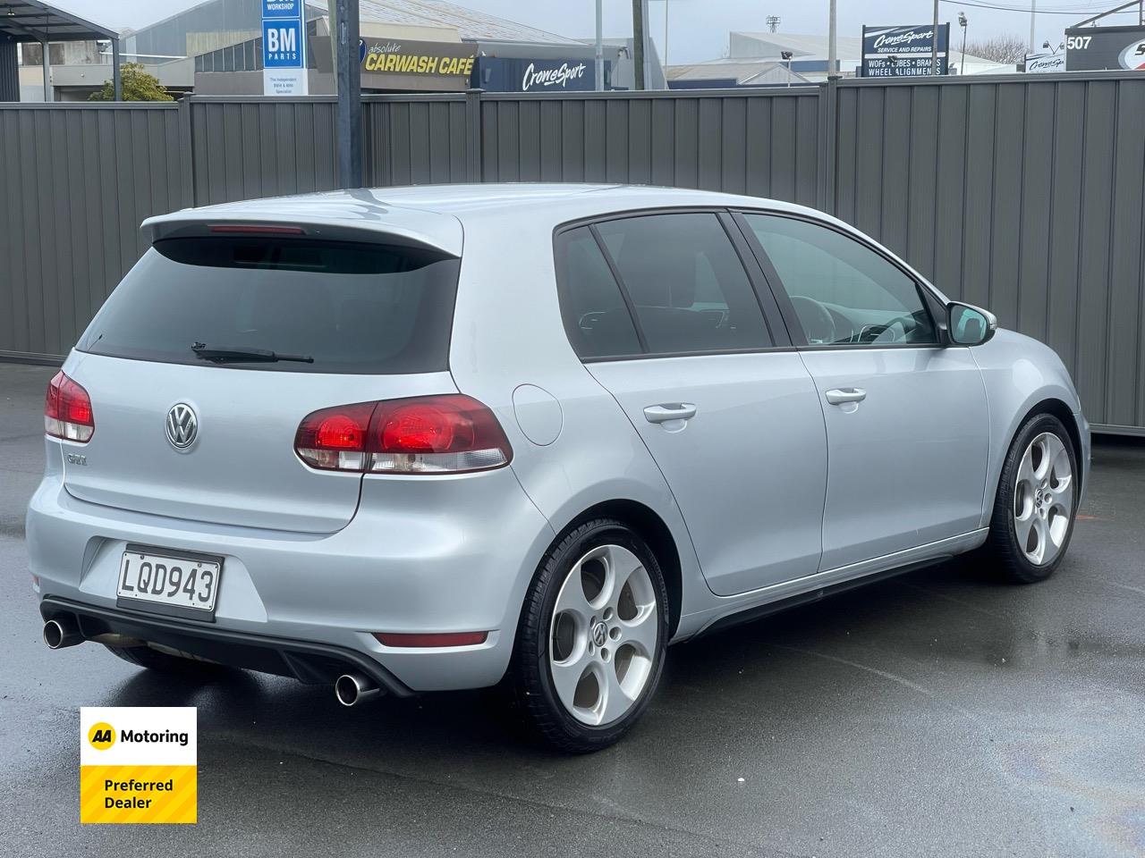 2011 Volkswagen GOLF