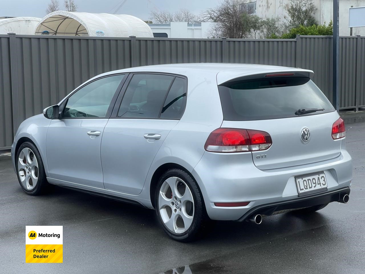 2011 Volkswagen GOLF
