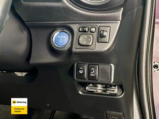 2014 Toyota AQUA - Thumbnail