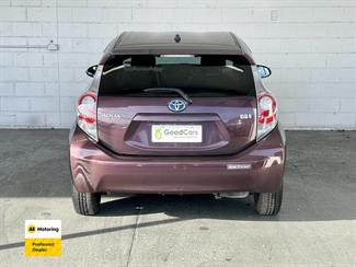 2014 Toyota AQUA - Thumbnail