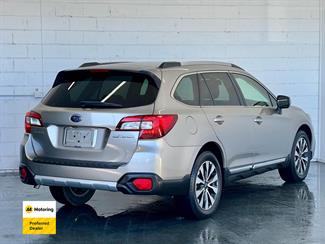 2015 Subaru OUTBACK - Thumbnail