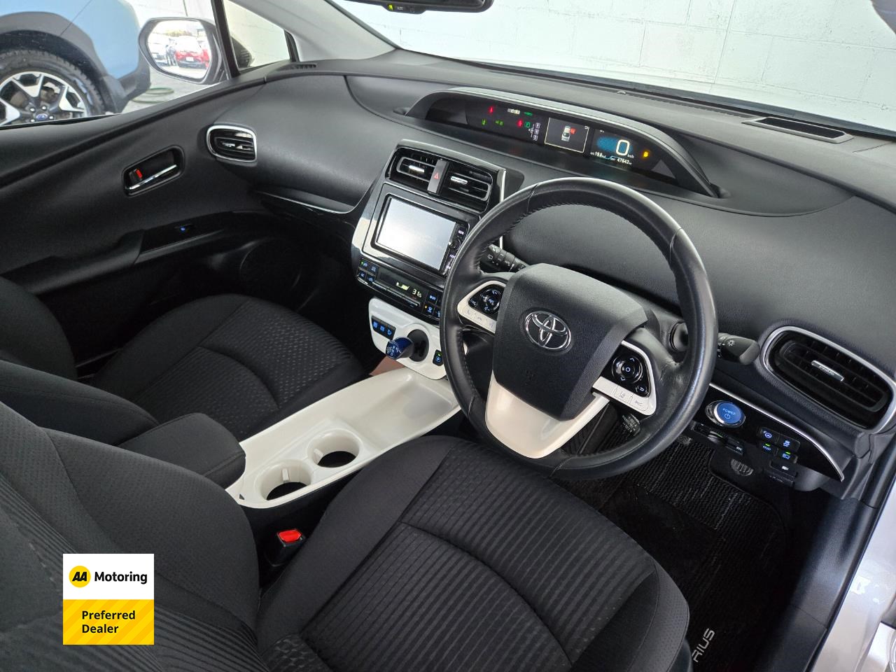 2016 Toyota PRIUS