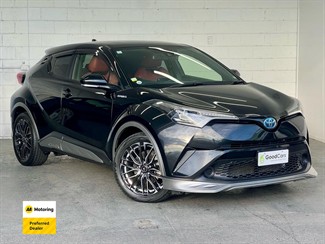 2018 Toyota C-HR - Thumbnail