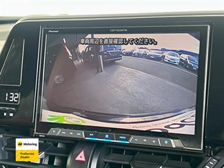 2018 Toyota C-HR - Thumbnail