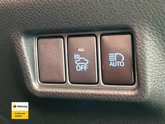 2018 Toyota C-HR - Thumbnail