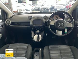 2011 Mazda DEMIO - Thumbnail