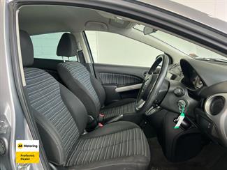 2011 Mazda DEMIO - Thumbnail