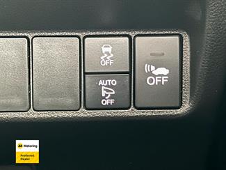 2015 Honda Shuttle - Thumbnail