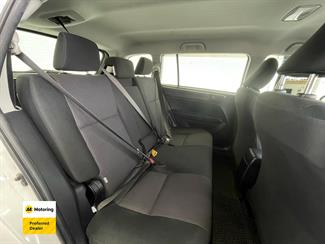 2015 Toyota COROLLA - Thumbnail