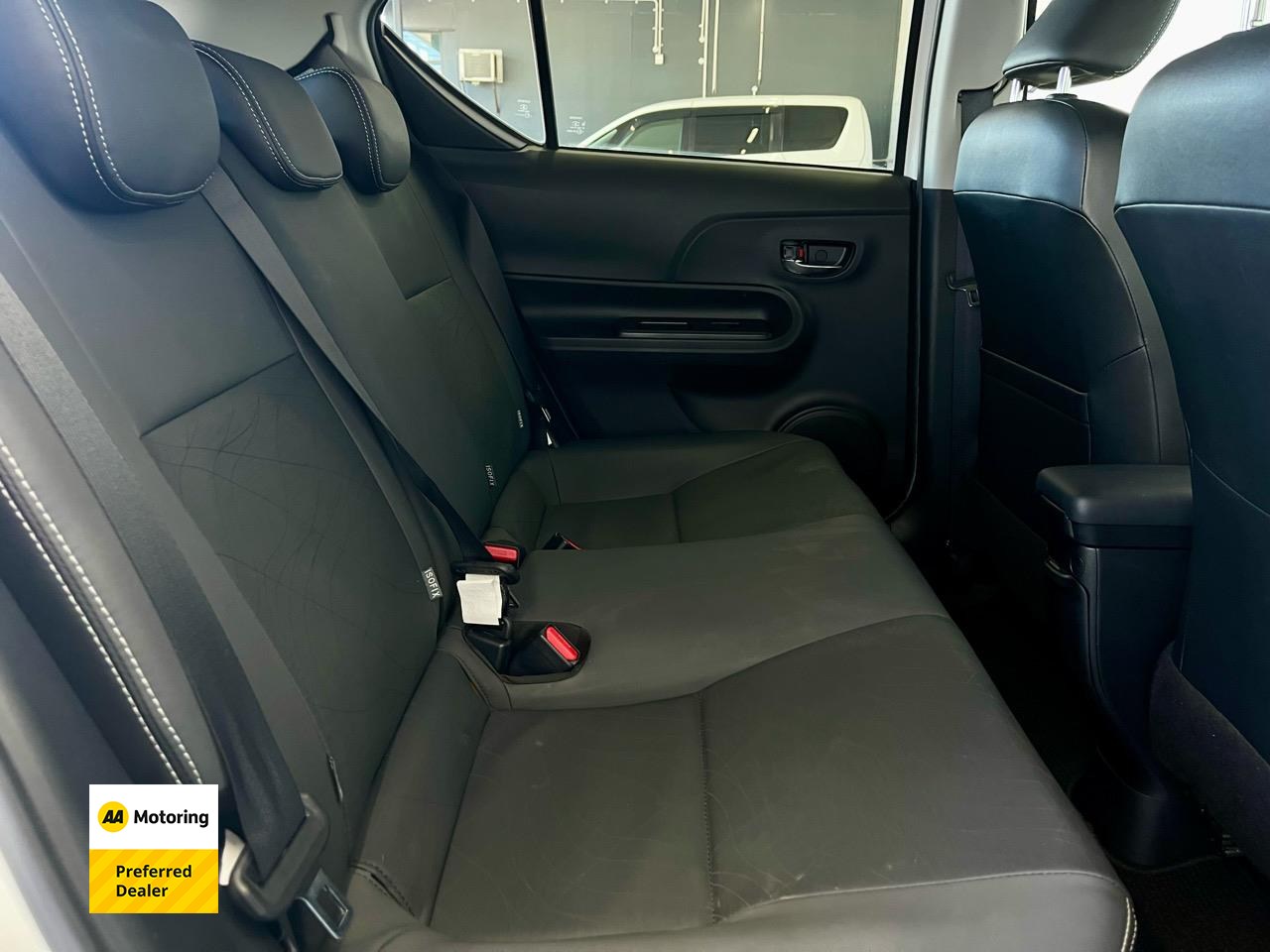 2014 Toyota AQUA